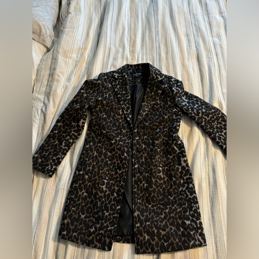 Women’s Vigoss leopard dress coat